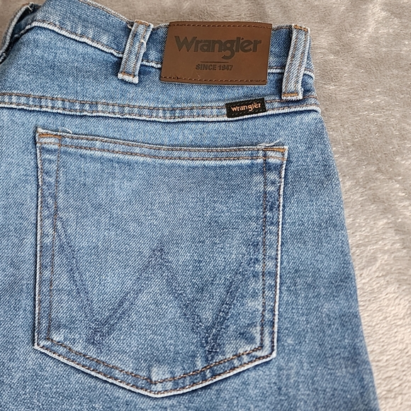 Wrangler mens regular fit jeans 34x34 36x32 38x30 40x32 nwt - Picture 2 of 3